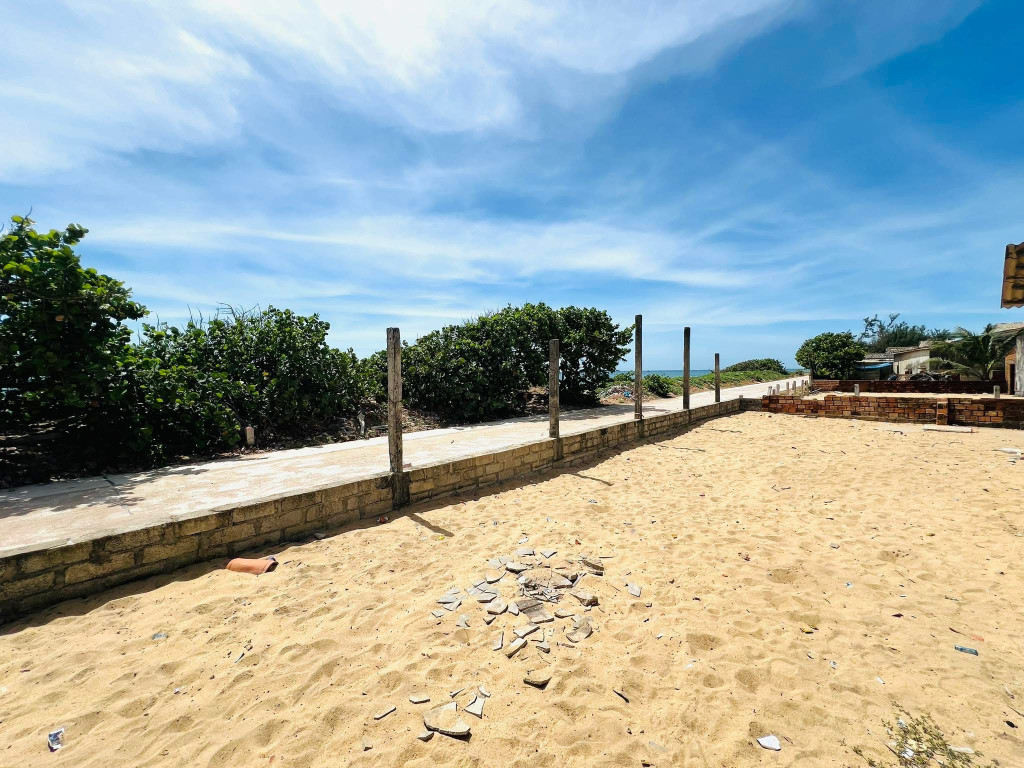 Bán nhà 300m² ngang 19m giá 3.2 tỷ Phường Hoài Nhơn Đông