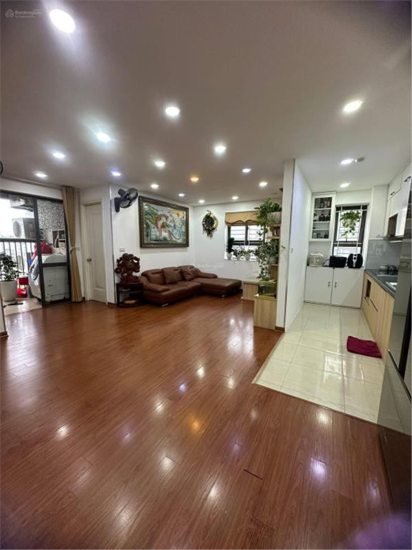 Bán căn 2 phòng ngủ 2 vệ sinh, sổ đỏ cất két Rice City Tây Nam Linh Đàm