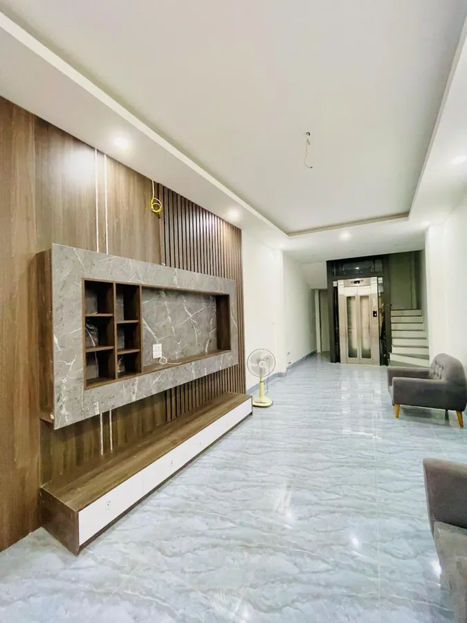 🏡 SIÊU PHẨM TAM TRINH - 40M2 X 5T THANG MÁY - GẦN PHỐ Ô TÔ - FULL ĐỒ - NHỈNH 8 TỶ