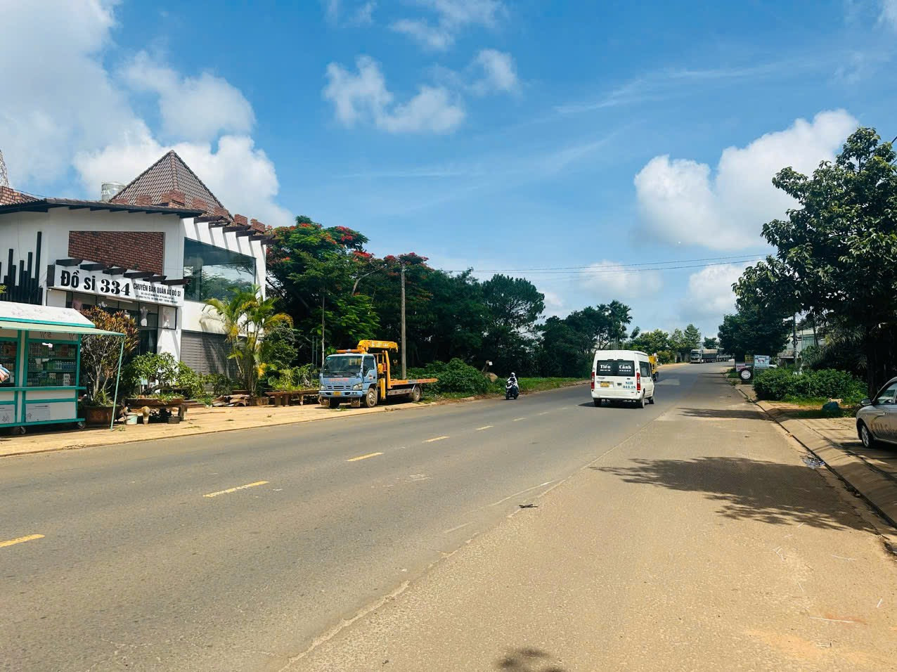 Kho mặt tiền Lê Thánh Tôn