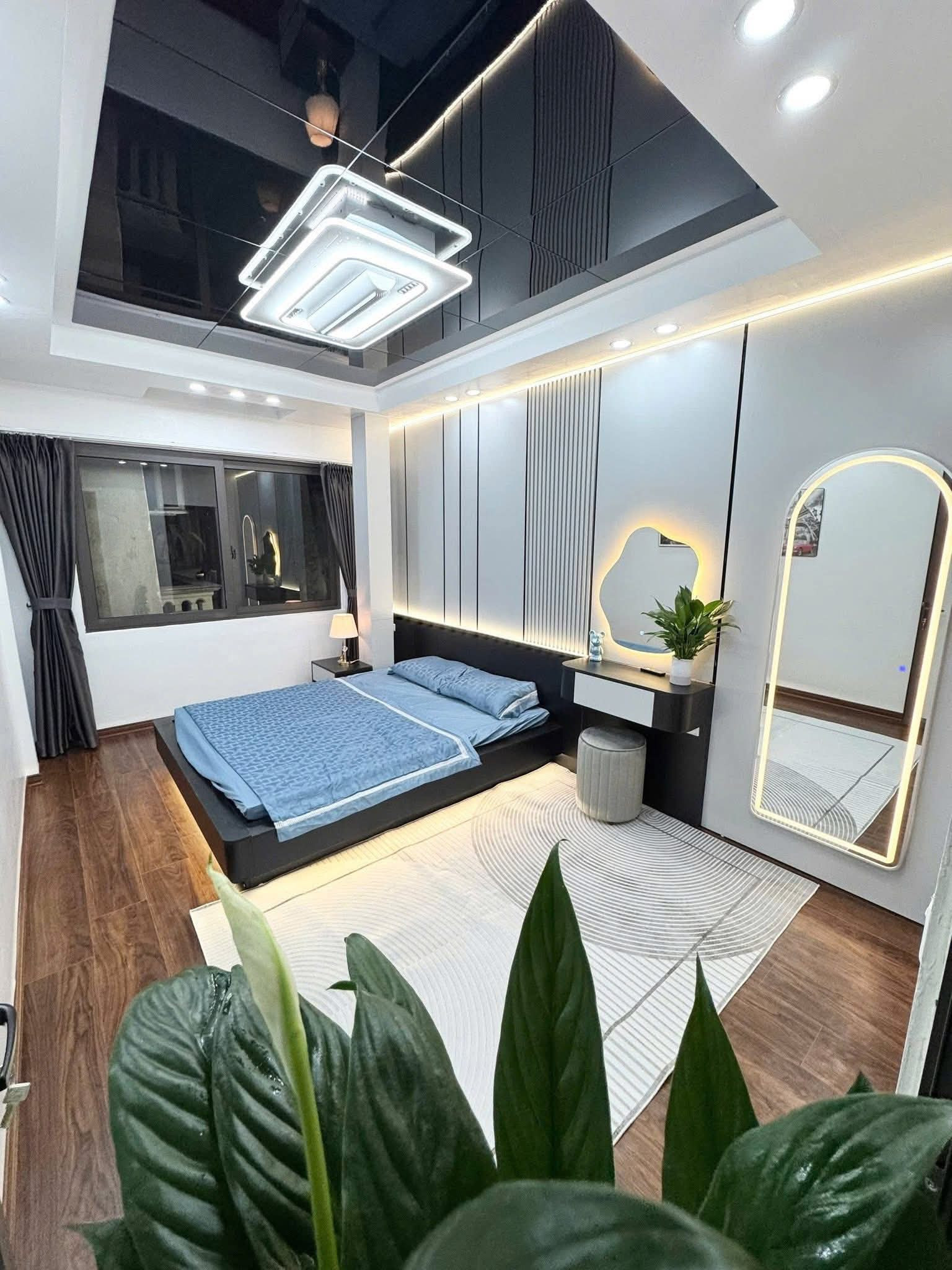 Bán Đất 50m² thổ cư 50m² giá 20 tỷ tại Phường Hồng Hà Hà Nội