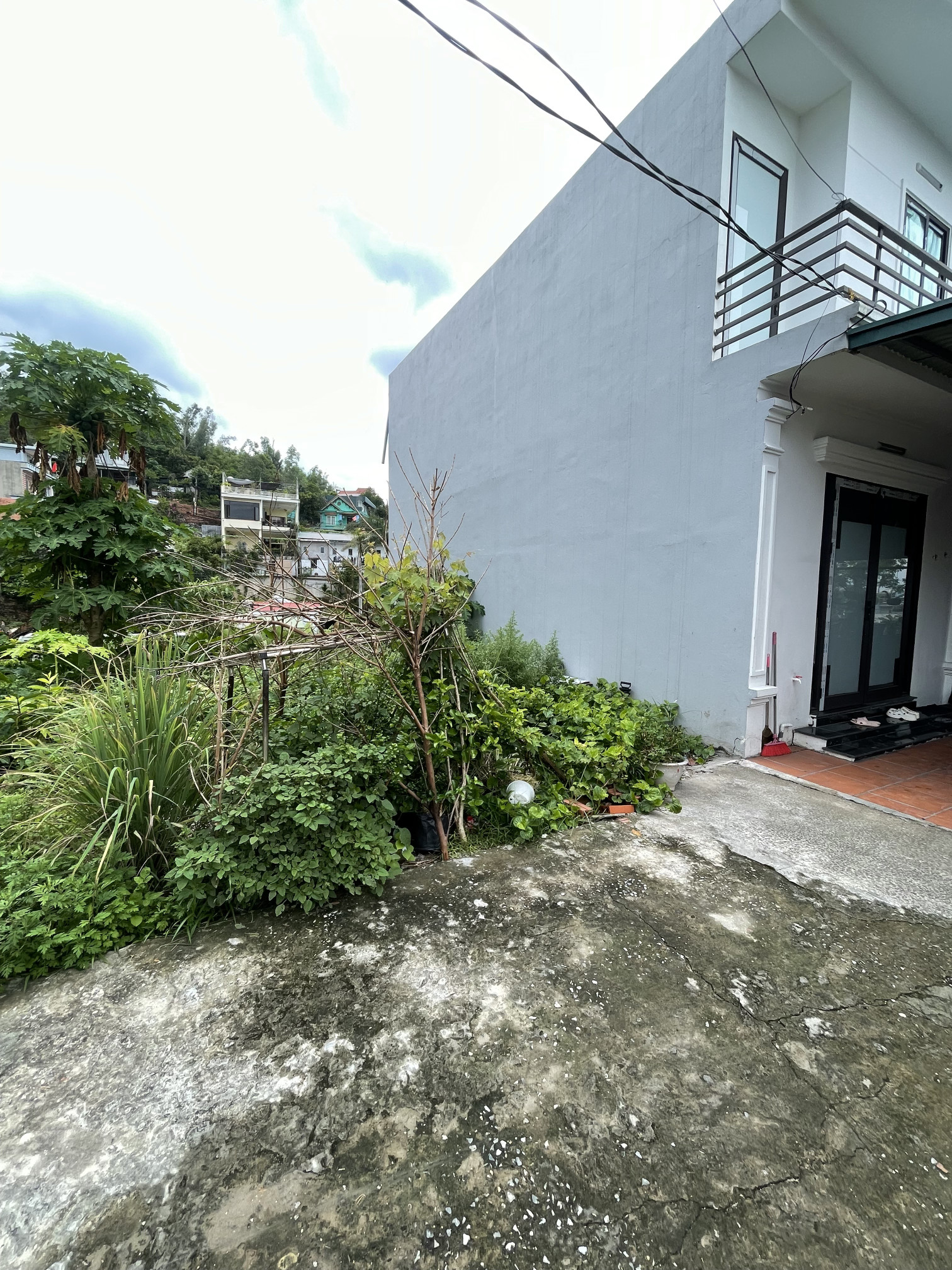 BÁN ĐẤT SAU NHÀ IN CỘT 5,PHƯỜNG HẠ LONG