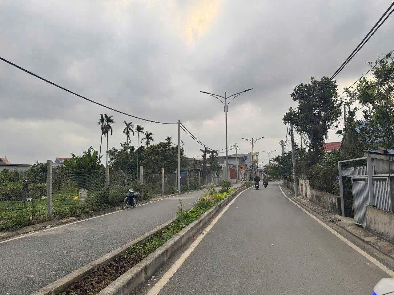 Bán 60m đất, Mặt tiền : 4,63m.Tại : Đa Phúc  - Dương Kinh - Hải Phòng