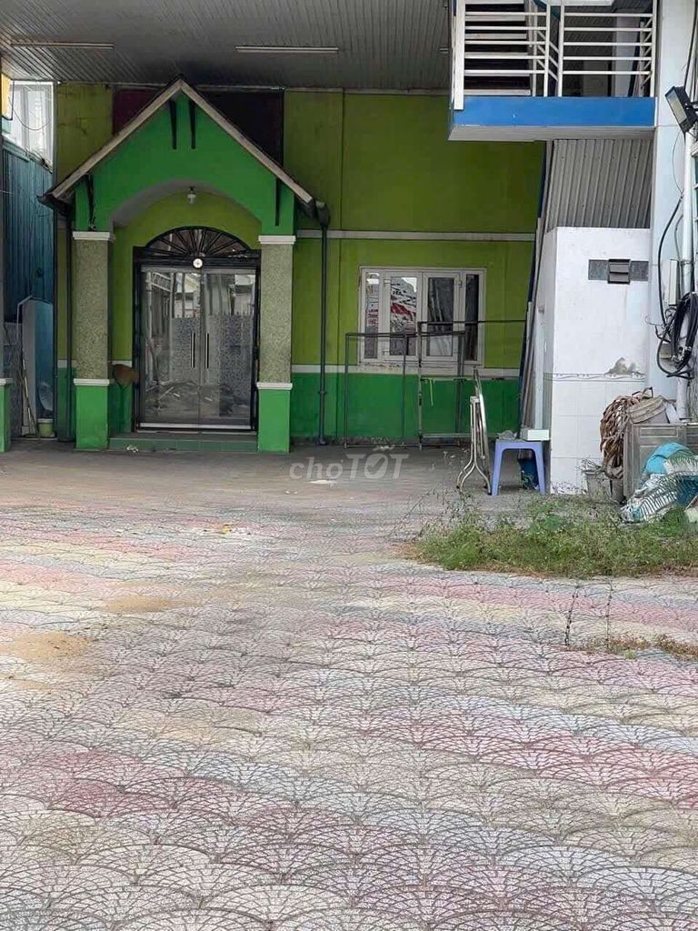BÁN NHÀ MẶT TIỀN 3/2 NGANG 8M GIÁ TỐT