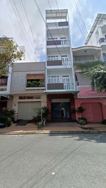 nhà mới đẹp 15 triệu trệt 4 lầu mặt tiền đường Lý Chính Thắng