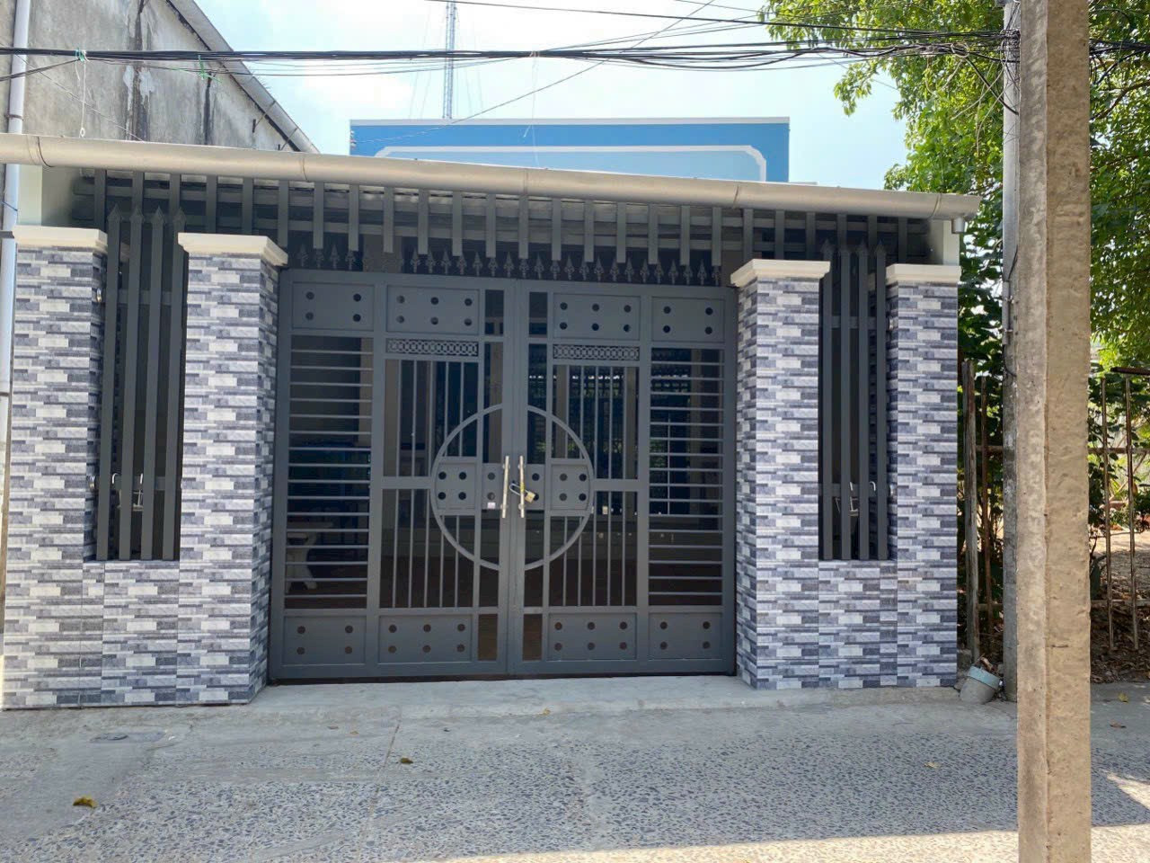 10. nhà 7 triệu 2 phòng ngủ sân đậu ô tô