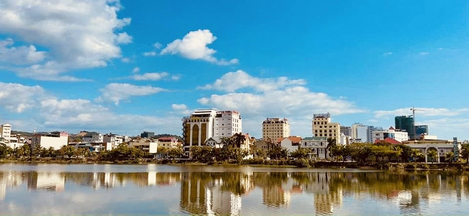 Cần bán gấp lô đất view hồ sinh thái Hùng Thắng