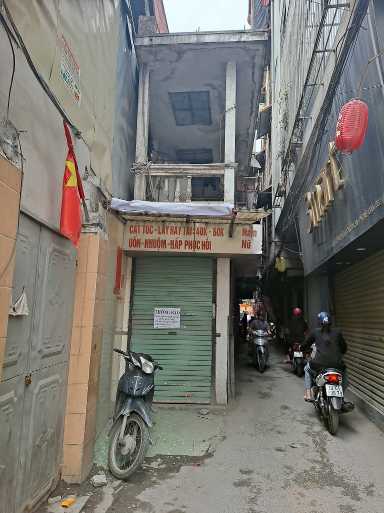 Cho thuê nhà 3 tầng số 1 ngõ Cống Trắng, Khâm Thiên, Đống Đa