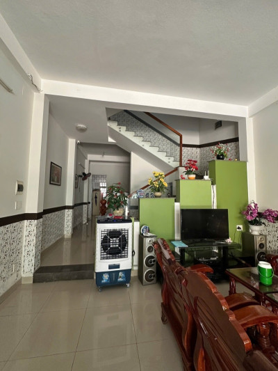 ♣ Mặt Tiền đường 7.5m Lương Văn Can, gần Nguyễn Hữu Thọ, 85m2, 3 tầng đúc, chắc đẹp 5.x tỷ