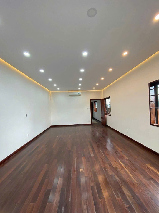 Cho thuê nhà 4 tầng mặt tiền:  Nguyễn Hữu Thọ - khuê trung - cẩm lệ - đoạn xô viết nghệ tĩnh