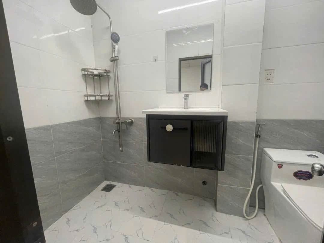 🔥 MẶT TIỀN HỒ ĐẮC DI – NHÀ 2 TẦNG - NGAY CHỢ CẨM LỆ – 100M² – 9.X TỶ