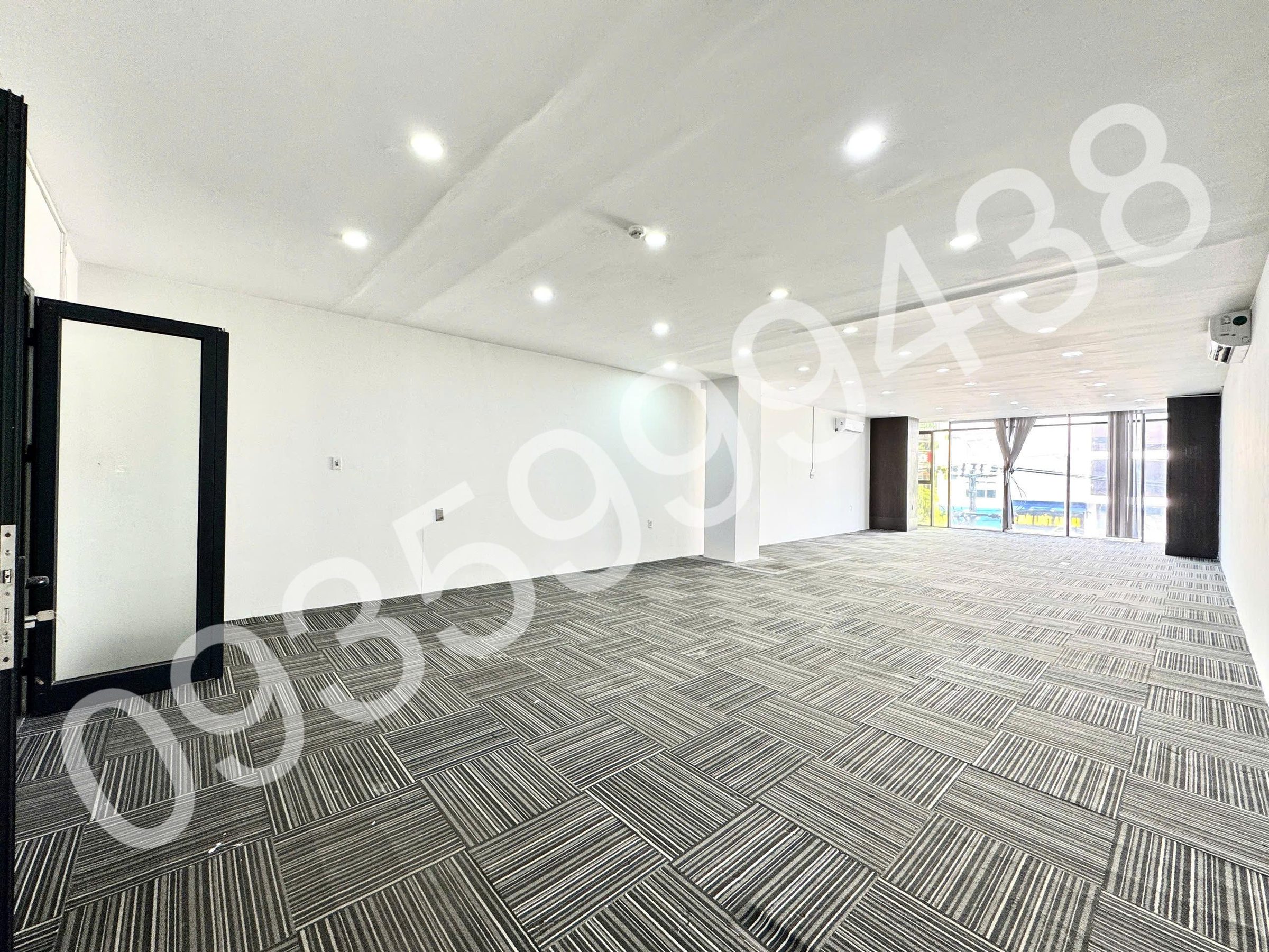 CHO THUÊ VĂN PHÒNG 94 M2 - 23,5 TR BAO VAT Đ. NGUYỄN HỮU THỌ, LH: 0935 999 438