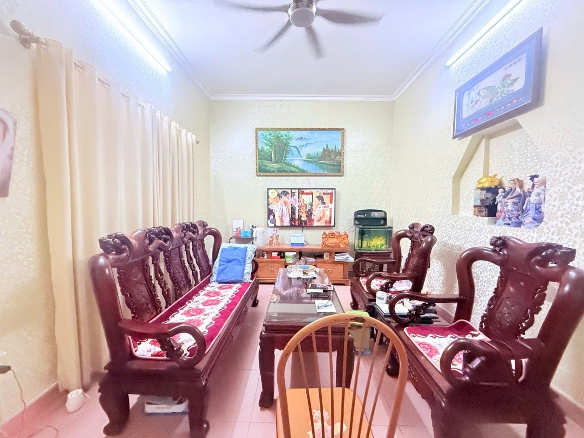 Bán nhà Vương Thừa Vũ - Thanh Xuân – Giá 17 tỷ – DT 66m² x 3 tầng – MT 5m – vài bước ra ô tô tránh
