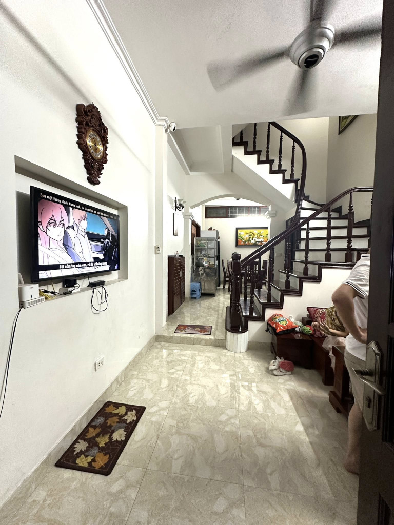 Bán Nhà! Bùi Xương Trạch,20m Ra phố,DT: 40m2 x 4tầng,Mt: 4m,Giá: 8.8 tỷ Thanh Xuân