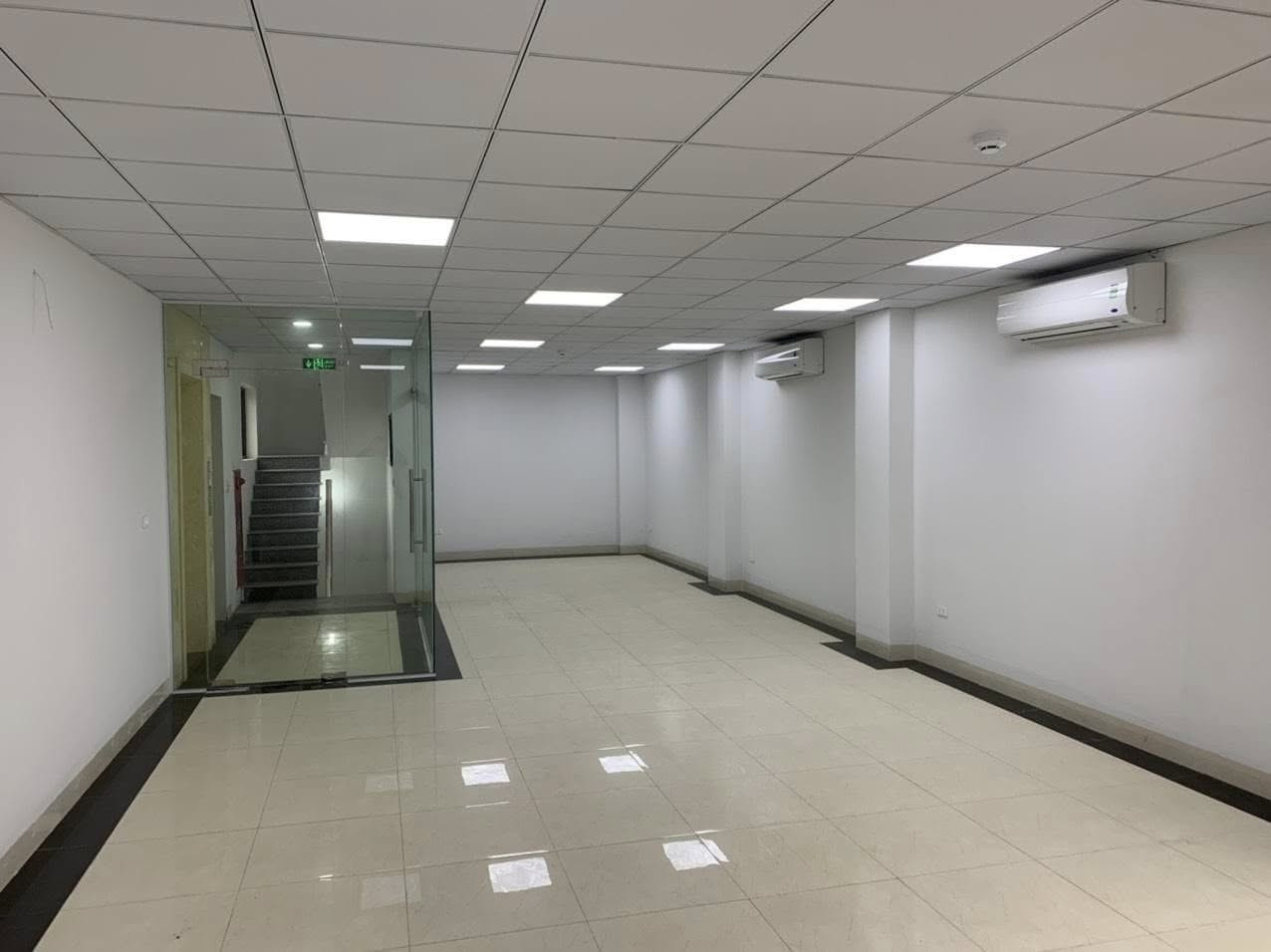 Hiếm VP Hoàng Văn Thái 9T 143m² MT4.5m dòng tiền 100tr/tháng chỉ 45 tỷ (tđ 315tr/m2)