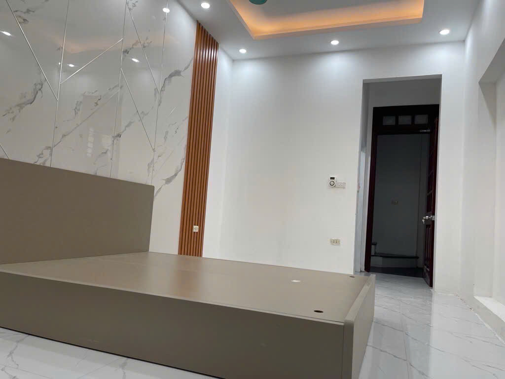 Hoàng Văn Thái, 4 tầng chỉ 6,7 tỷ nhà đẹp ở luôn