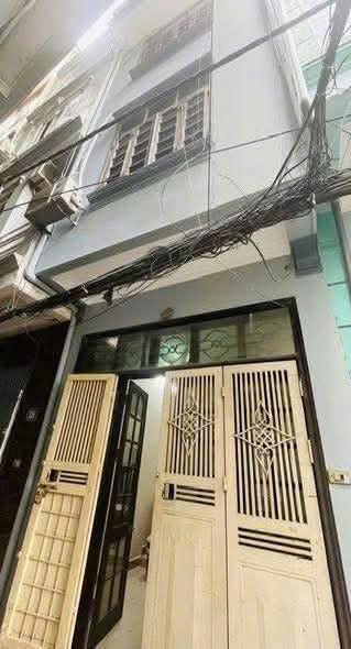 Cho thuê nhà nguyên căn ngõ 358 Bùi Xương Trạch, 40m2 x4 tầng,4 ngủ.3 wc, 12 Triệu