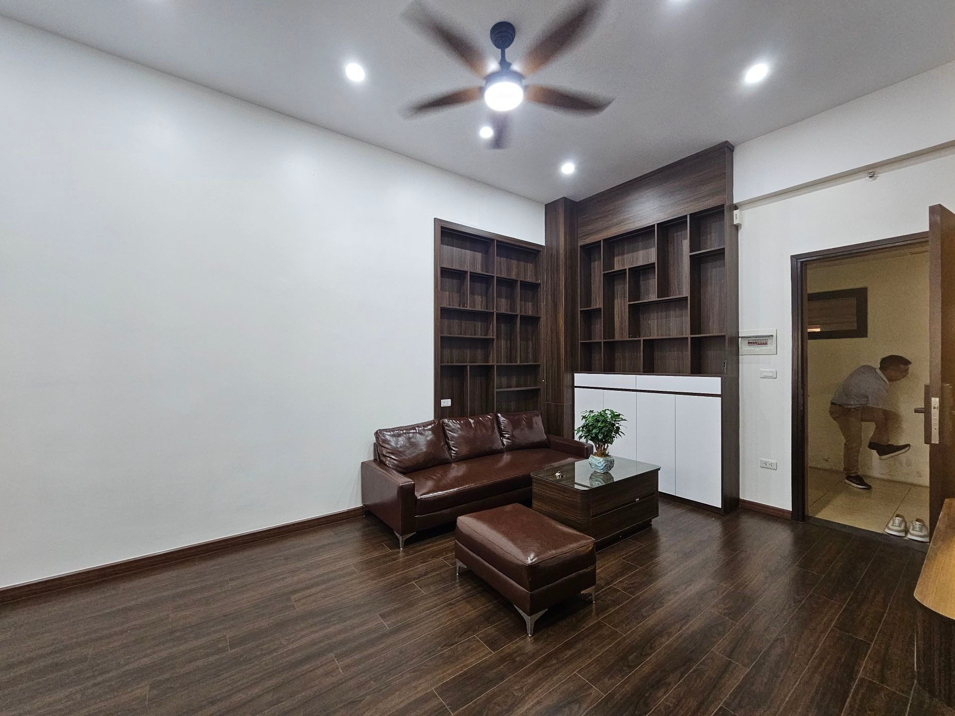 Căn hộ chung cư tầng cao – khu Khương Đình – vào ở ngay 57m2 hơn 4 tỷ trung tâm Thanh Xuân