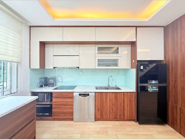 Đầu mặt phố Phùng Hưng - VP3 - Gần phố - Ô tô tránh 10 - Nội thất cao cấp - Vào ở ngay - 12,2 tỷ -