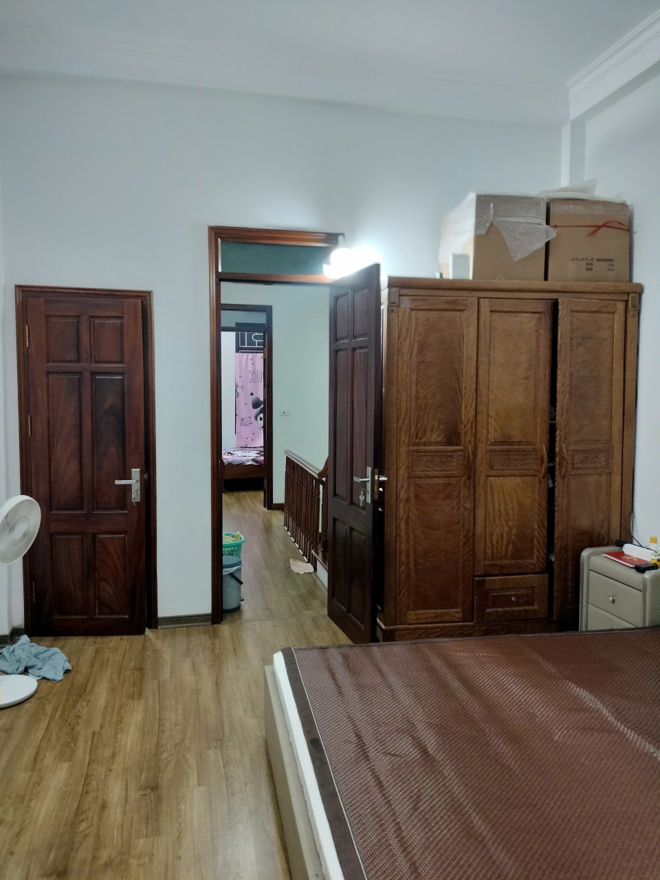 Nhà sân vườn rộng 60m2 đẹp cần bán ngay gần Hồ Mỗ Lao, đường Vũ Trọng Khánh -13.5tỷ