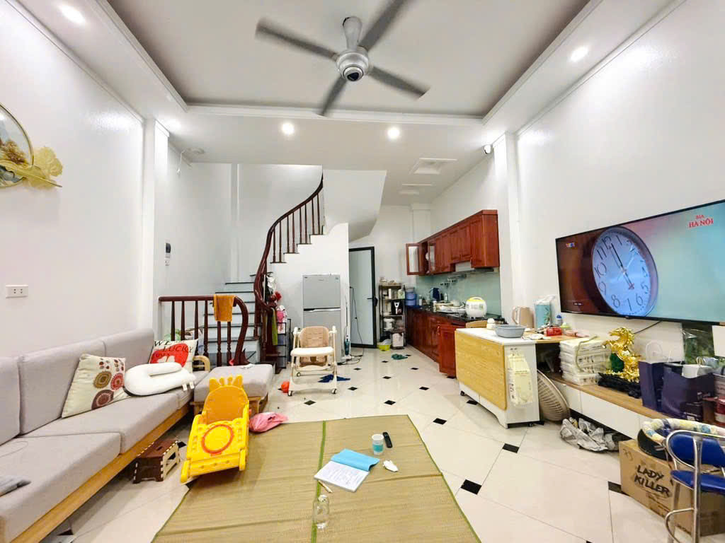 🏡 CC BÁN NHÀ MỚI 5 TẦNG – 40M² – MẶT TIỀN 4.5M – FULL ĐỒ-ĐA SỸ, HÀ ĐÔNG