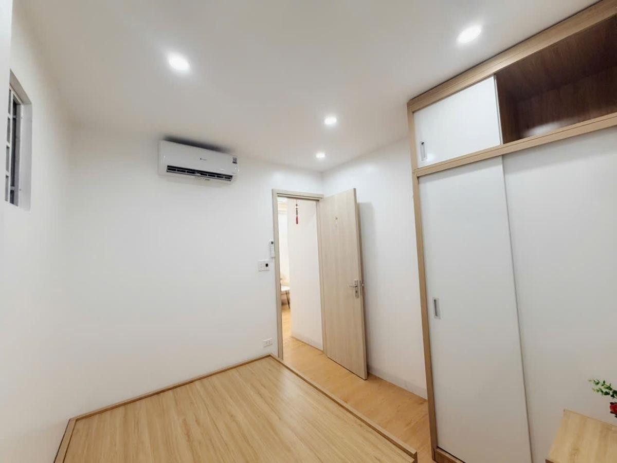 CĂN HỘ CCMN ĐÊ LA THÀNH (XÃ ĐÀN) - GẦN BÁCH KINH XÂY - 35M² - 1 PHÒNG NGỦ, 1 PHÒNG KHÁCH - SÁNG THOÁNG - CHỈ 1,86 TỶ