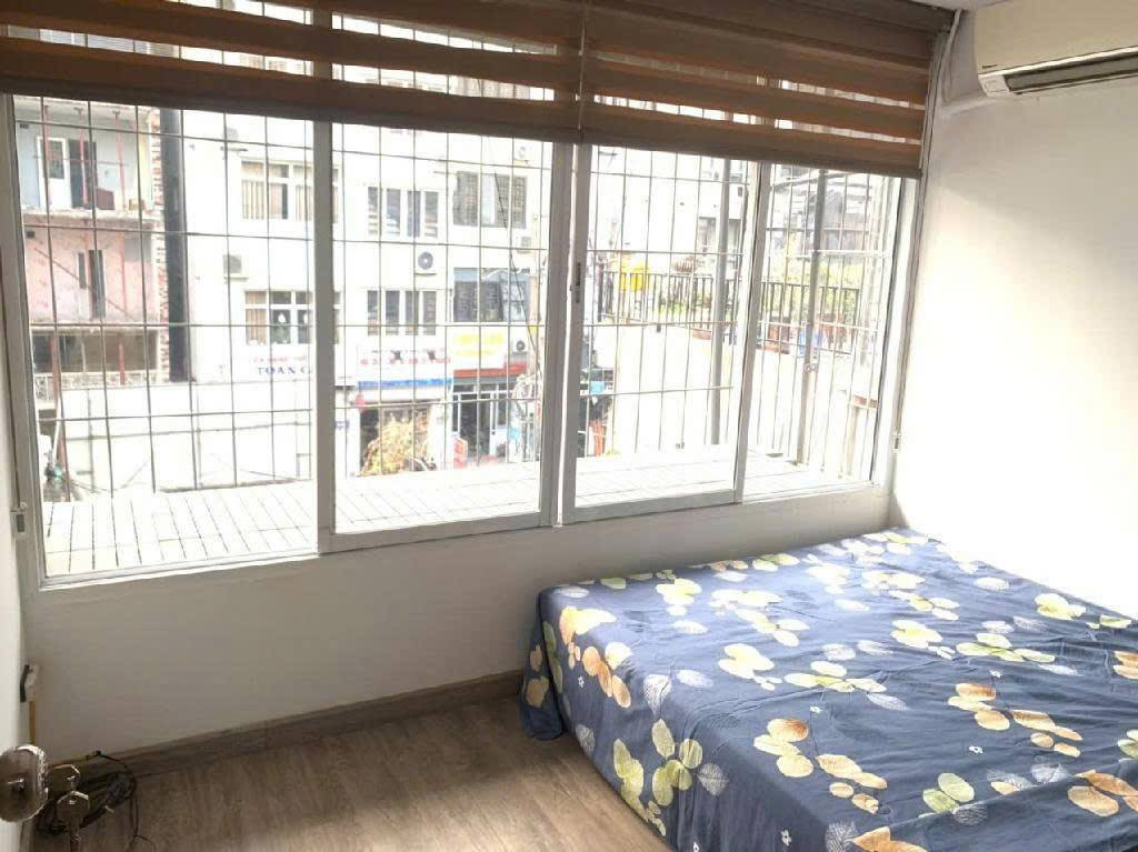Cho thuê căn hộ Tập thể tầng 3 Kim Liên 55m2, 2 ngủ, 7 Triệu