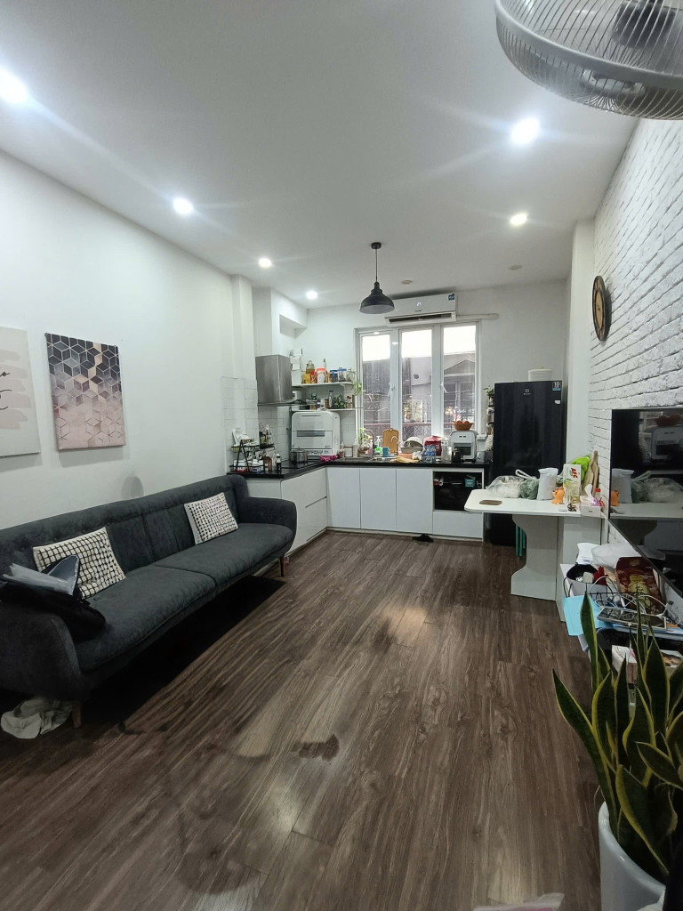 Nhà Hiếm! Kim Mã,Ngõ Nông,Kinh Doanh Nhỏ,DT: 25m2 x 4Tầng,MT: 3.3m,Giá: 6.5 tỷ Ba đình