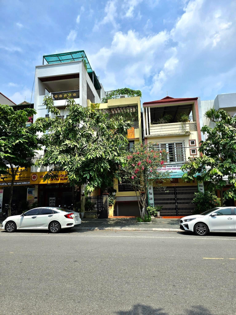 Bán nhà 135.6m² 8 tỷ tại Phường Kim Tân Thành phố Lào Cai