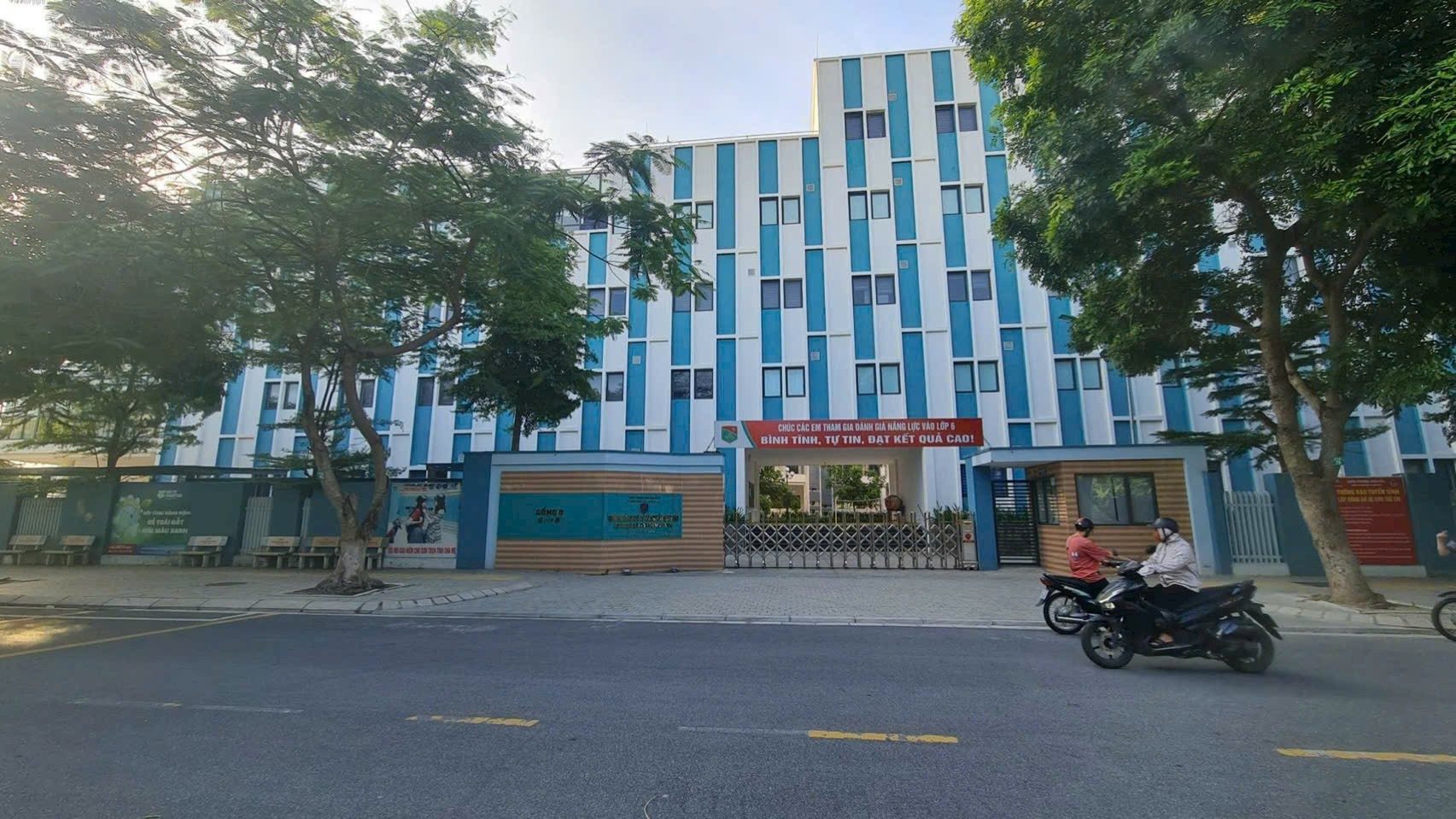 Bán đất đường nguyễn thì minh khai nhìn trường fpt dt 81m2 + mt 4.5m giá 9.8 tỷ