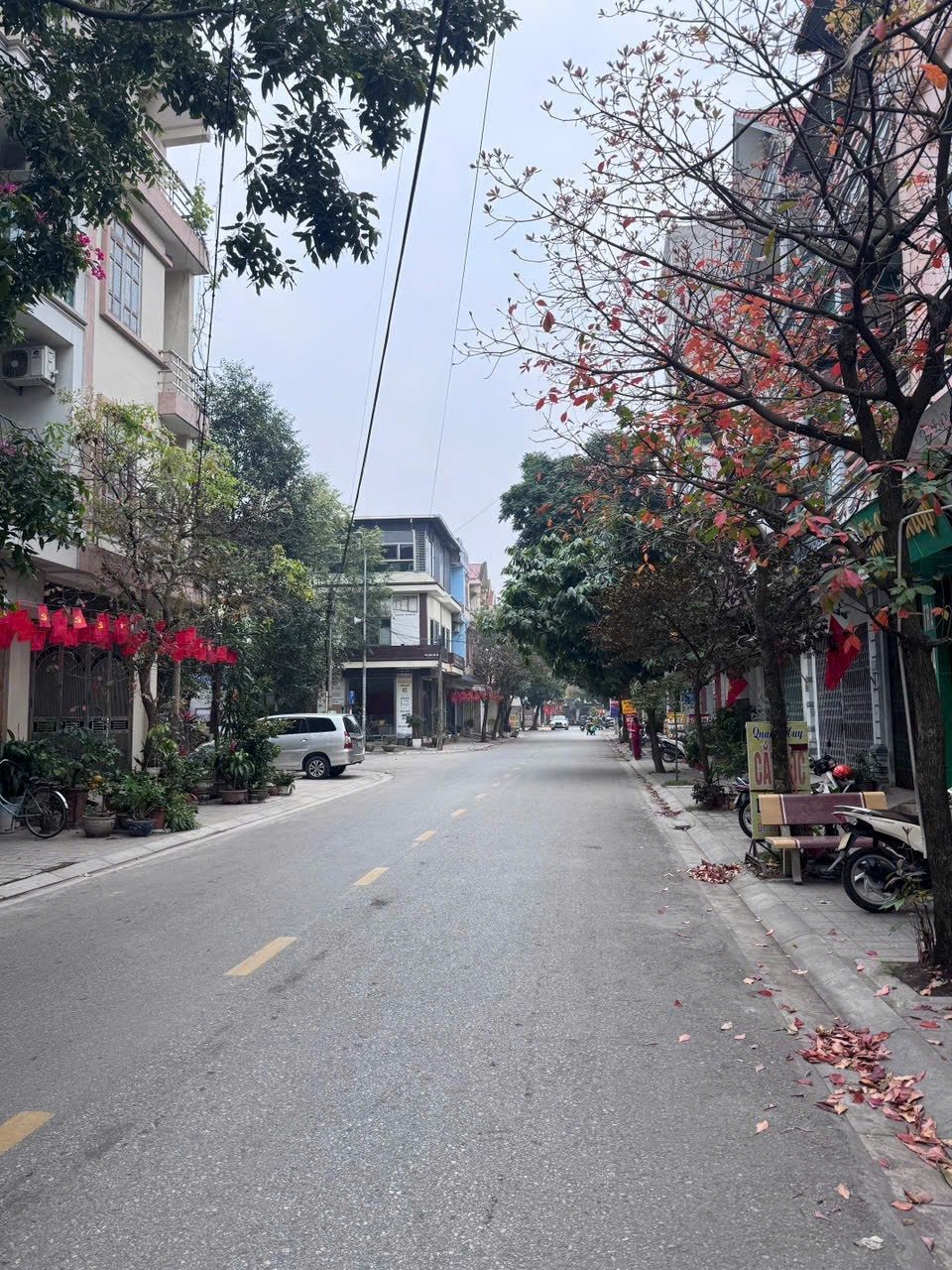 Bán đất đường rạp hát kinh doanh đc yna dt 84m2 + mt 4.8m+ hướng TN giá 8 tỷ