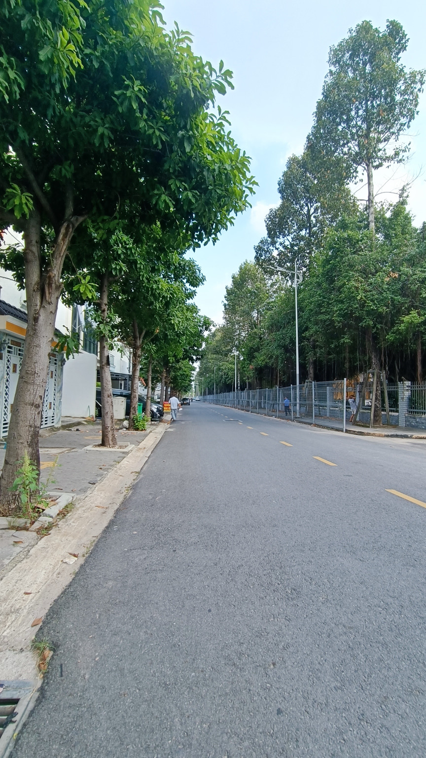 Cho thuê nhà nguyên căn gần Lotte Bình Dương