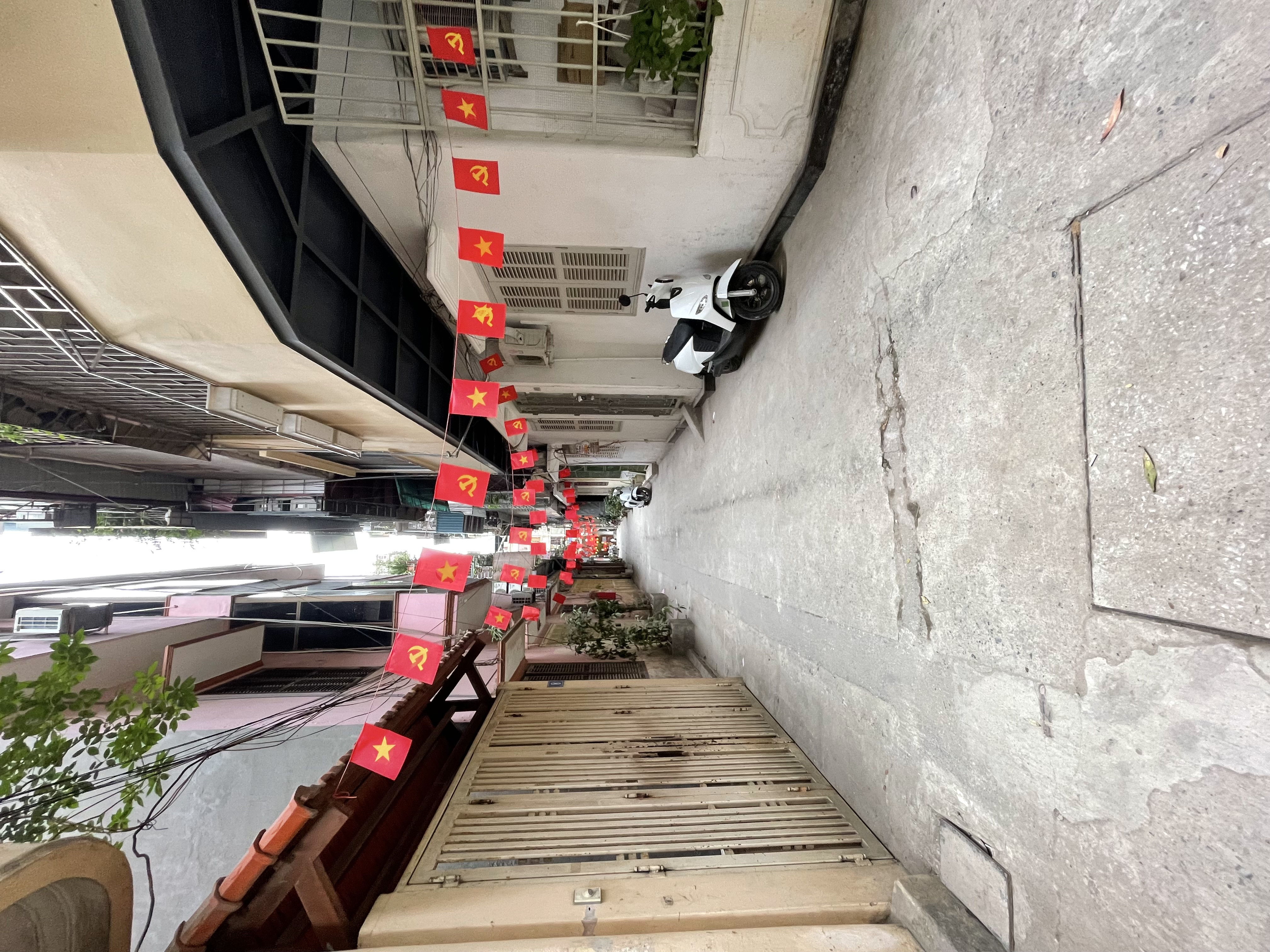 Bán nhà Hoàng Ngọc Phách 58m² ngang 7m giá 23 tỷ Phường Láng