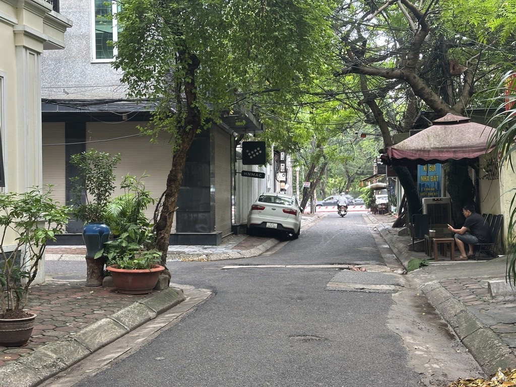 Bán nhà 53.2m² giá 22.8 tỷ Phường Láng