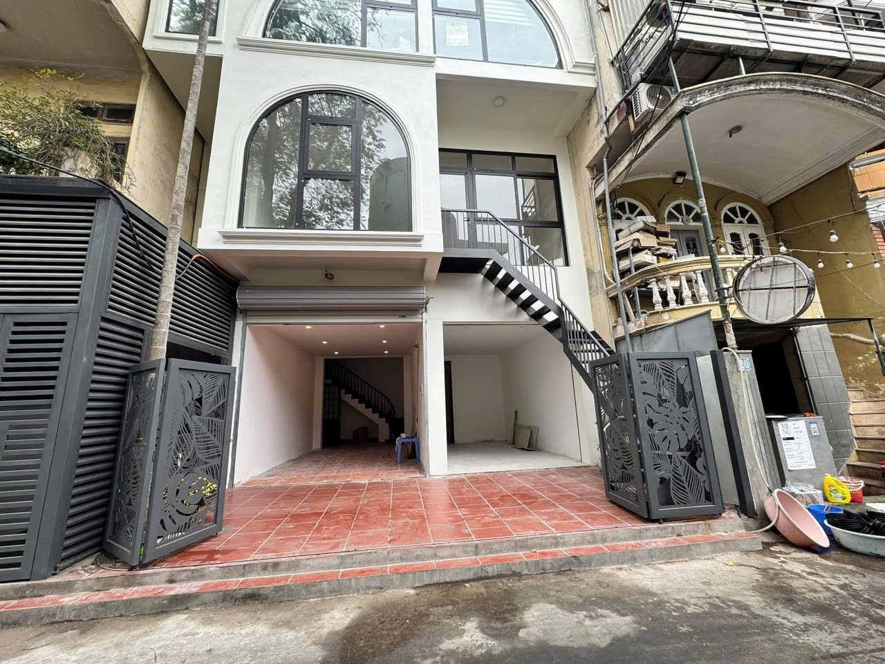 CỰC HÓT - CHINH CHỦ CHO THUÊ MẶT BẰNG TẦNG 1 VÀ TẦNG 2 NGÕ 121 CHÙA LÁNG