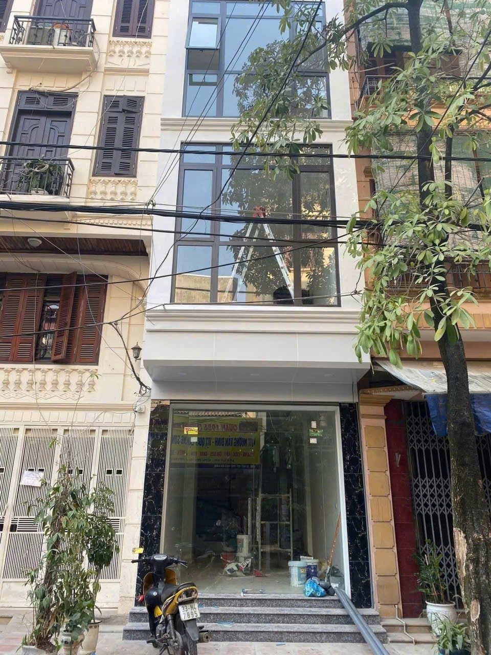 Cho Thuê Nhà Mặt Đường Pháo Đài Láng - Đống Đa 40M² 4 Tầng - Nội Thất CB - Ở, Kinh Doanh - Giá Thuê 21tr