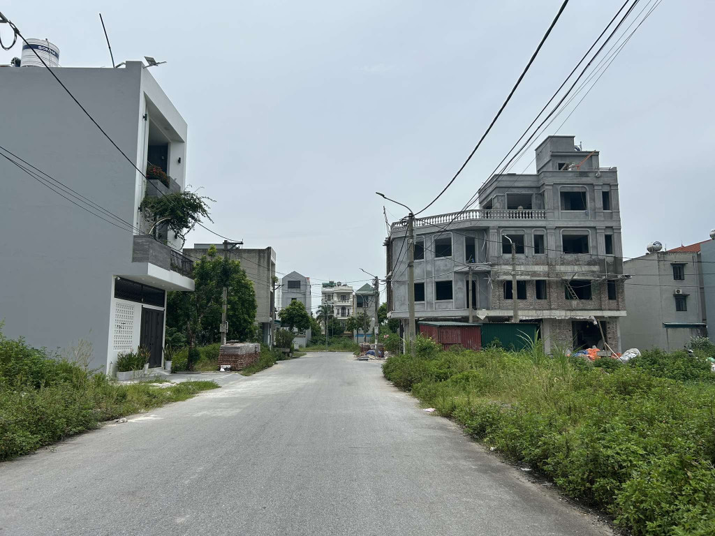 BÁN ĐẤT CEO 1, LIÊM CHÍNH, PHỦ LÝ