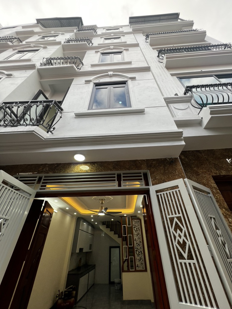 Bán nhà 31m² 5.85 tỷ tại Phường Liên Mạc Quận Bắc Từ Liêm