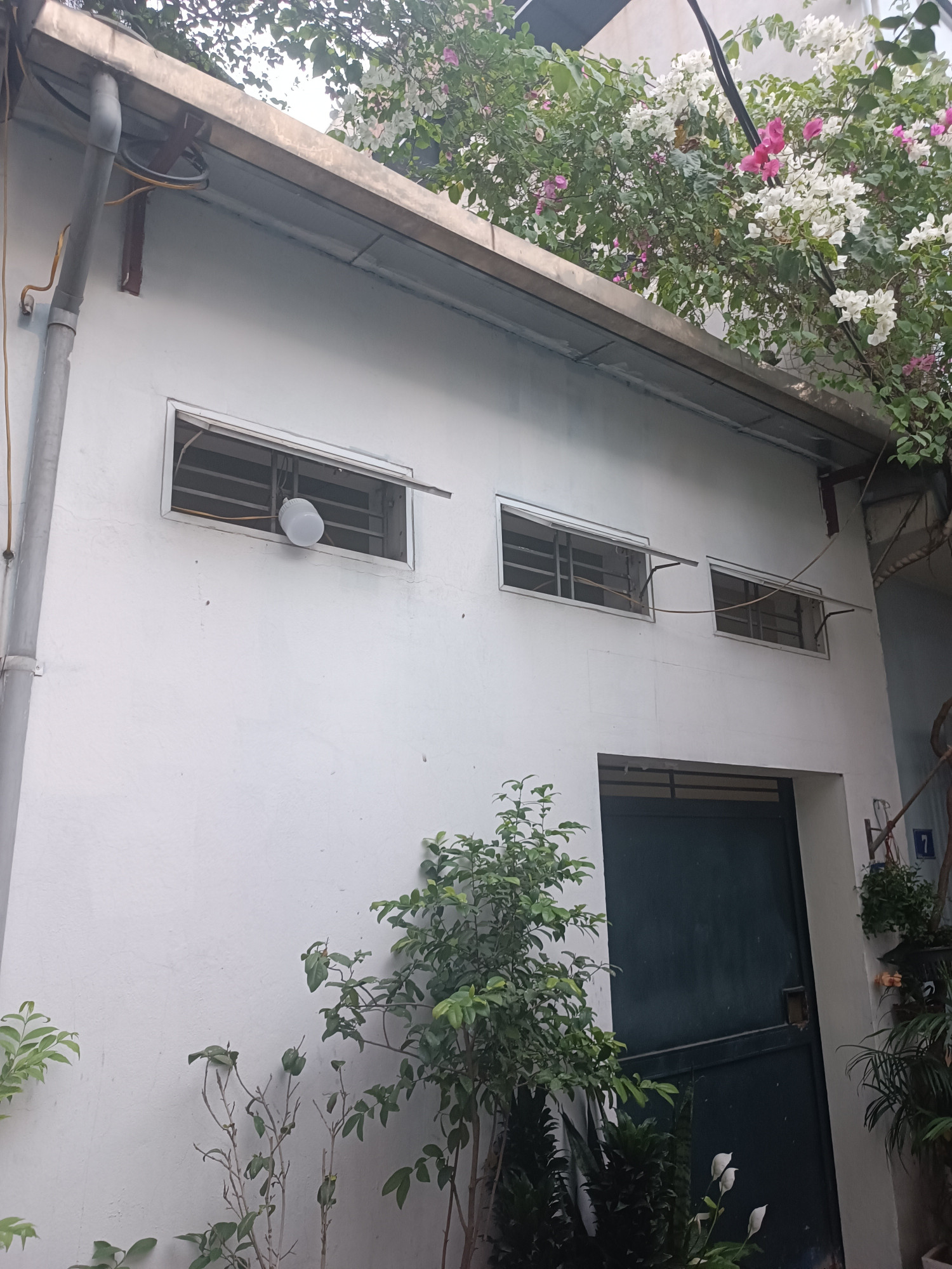 Bán nhà Hoàng Liên, Liên Mạc, Bắc Từ Liêm, 50 m2, C4 mặt tiền 4.3 giá 6.5 tỷ