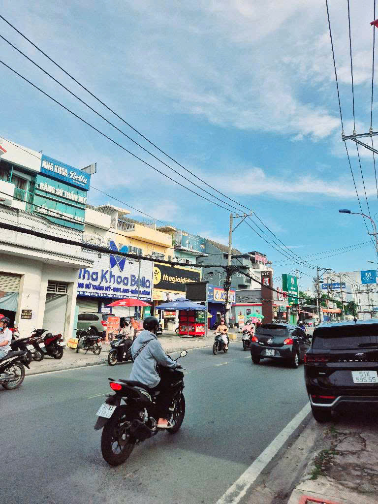 Cơ Hội Sở Hữu 1810m2 đất thổ cư Đường Tô Ngọc Vân, P-Linh Đông, Thủ Đức Chỉ 96 tỷ,