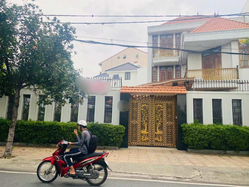 BDS Cho thuê căn Biệt Thự Mặt Tiền đường P. Linh Trung, Quận Thủ Đức