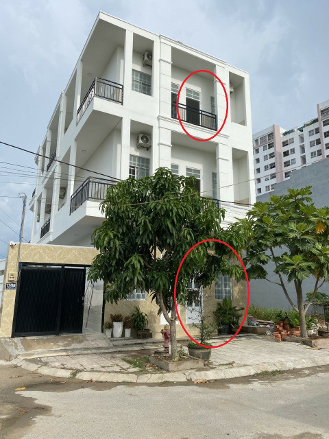 Bán nhà sau lưng căn hộ 4S Linh Đông đang khai thác trọ