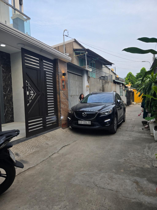 Bán nhà 3 tầng 65m2 HXH, Phước Thiện, Long Bình, Vinhomes Quận 9 giá chỉ 5,x tỷ
