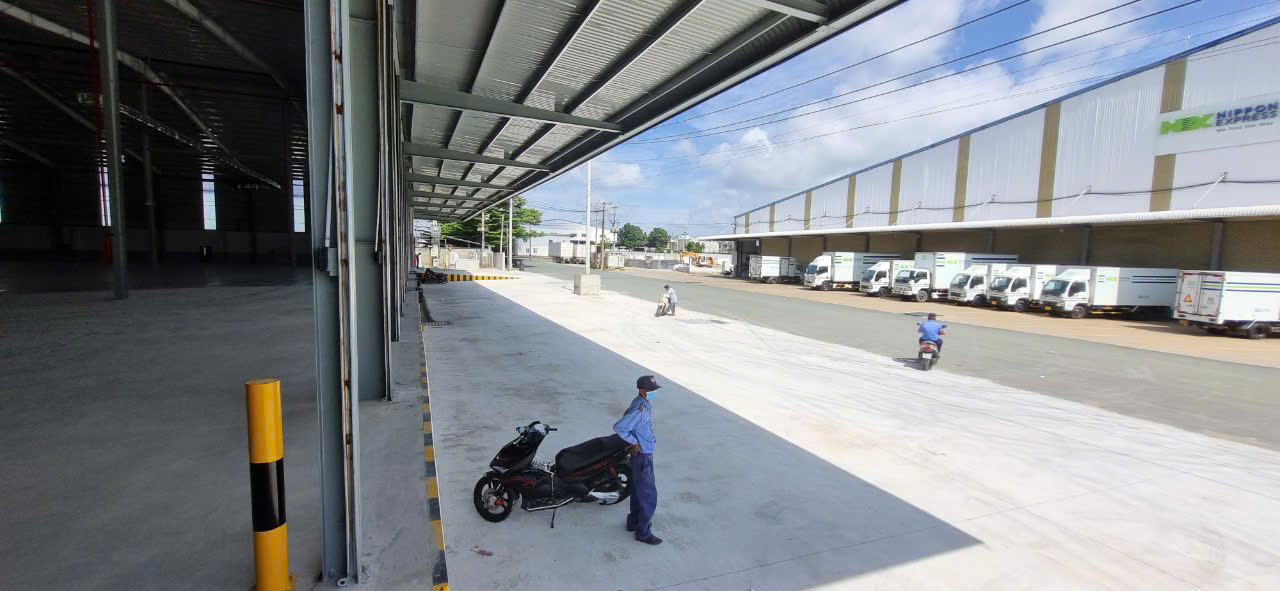 Bán nhà xưởng đóng thuế 1 lần trong KCN Amata, Biên Hòa, 11000m2, giá 104 tỷ.