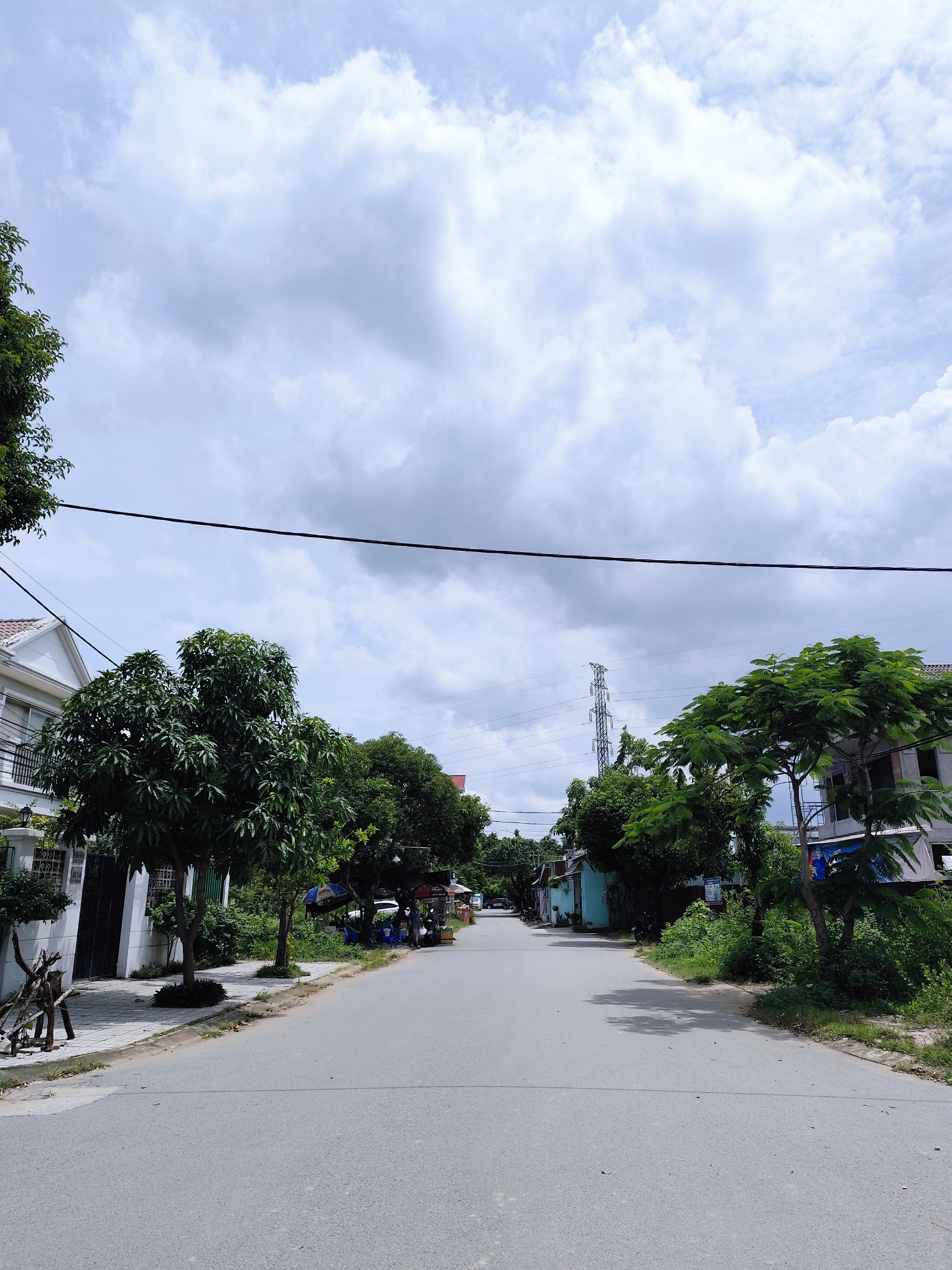 Bán đất 112.7m² ngang 5m giá 5.8 tỷ Phường Long Phước