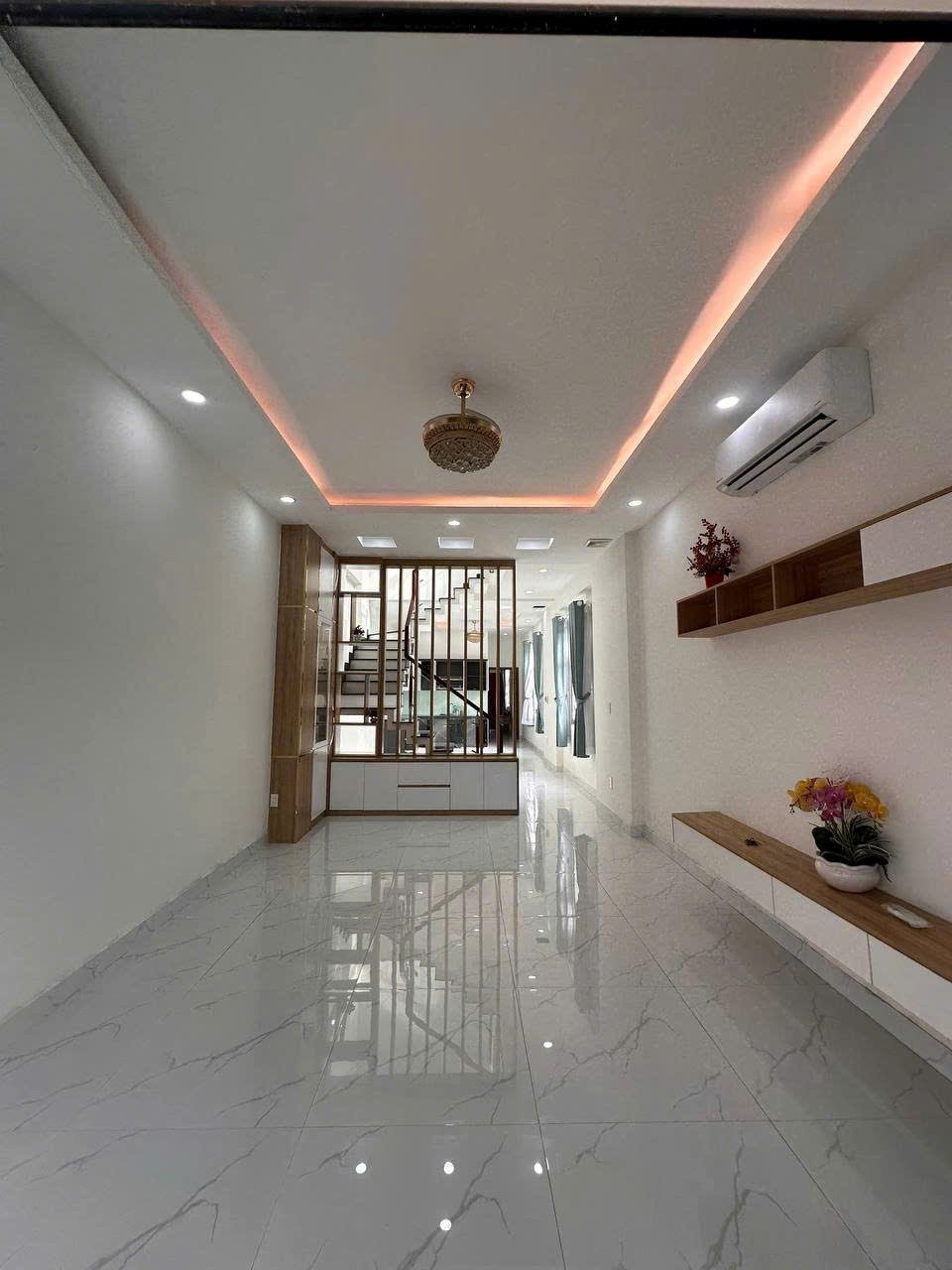 Bán Nhà riêng 2602m² thổ cư 2412m² giá 11 tỷ tại Phường Long Phước Quận 9 TP. Hồ Chí Minh