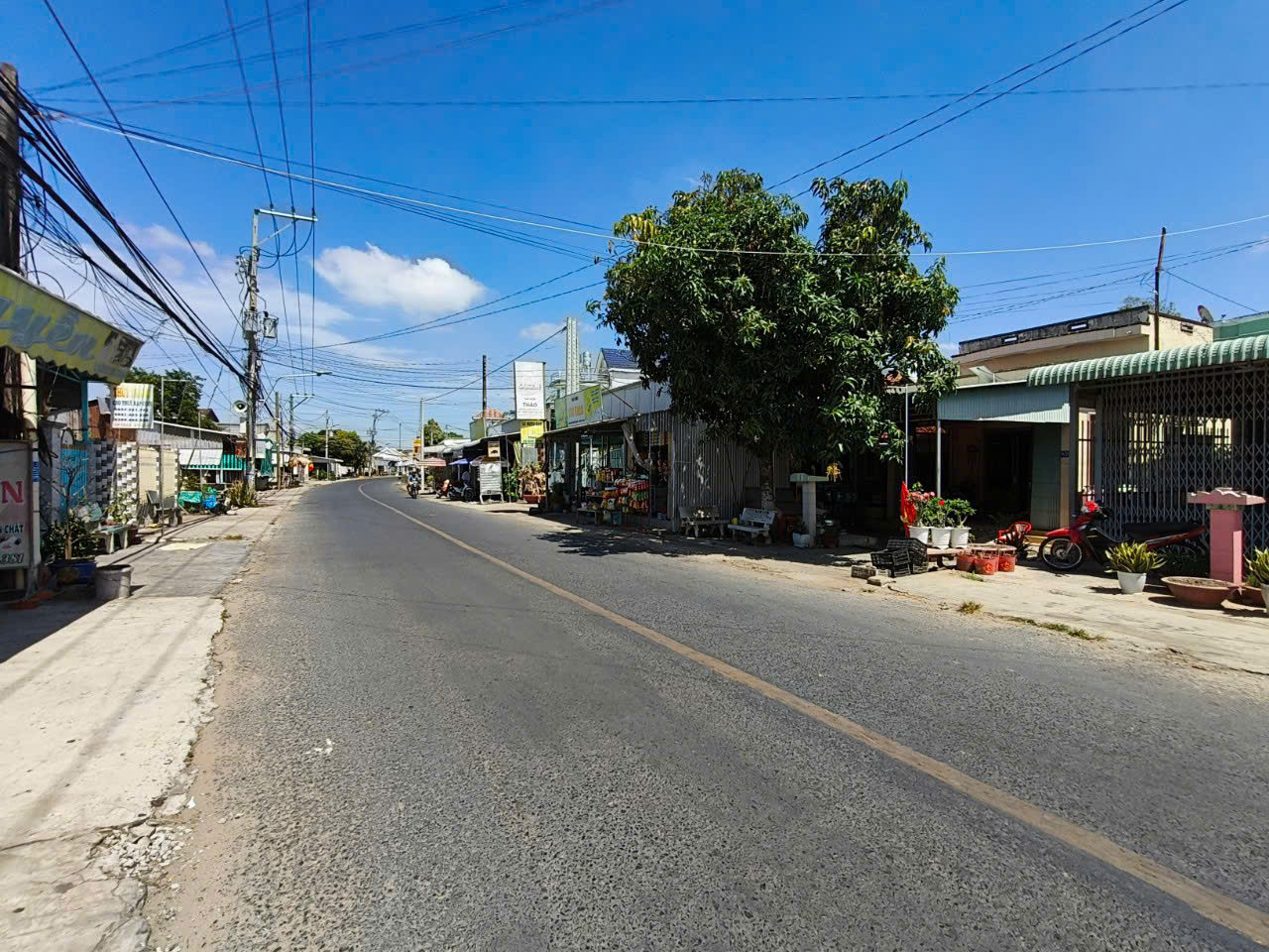 Bán Nhà đất mặt tiền Quốc Lộ 80B (P. Tân Châu, An Giang.).DT 1.000m2.