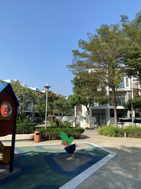 BDS HVL CHO THUÊ NHÀ ĐẦY ĐỦ NỘI THẤT, GẦN TRUNG TÂM, KHÔNG GIAN THOÁNG MÁT, AN NINH TRONG NỘI KHU DÂN CƯ NOVALAND GOLF PARK