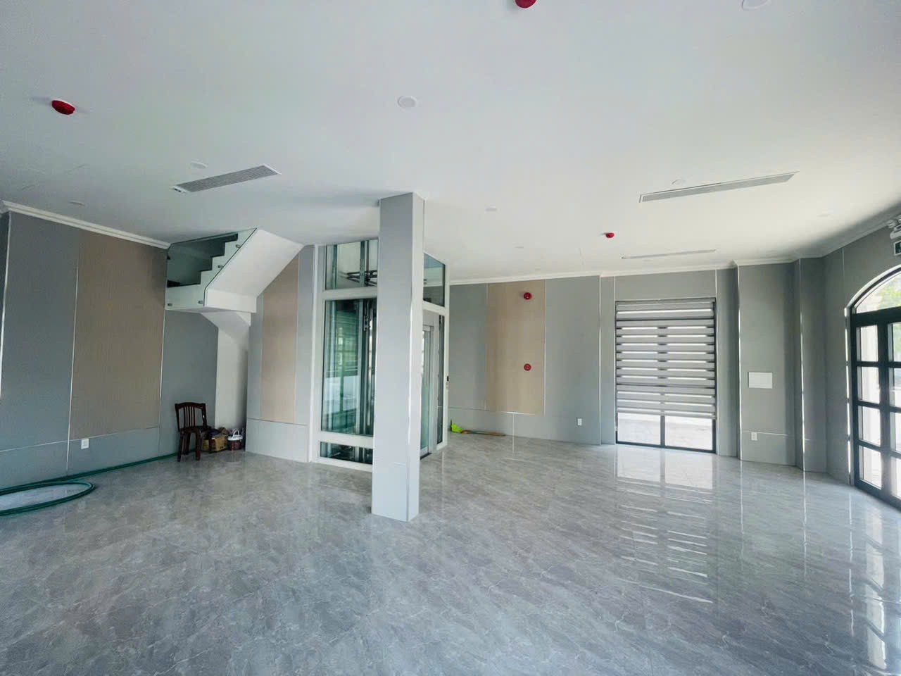 BDS  HVL [NC] CHO THUÊ NHÀ PHỐ MANHATTAN – CĂN GÓC D2A-VỊ TRÍ ĐẮC ĐỊA, KINH DOANH ĐỈNH
