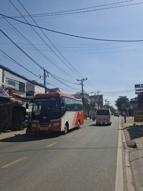 Bán nhà 167.9m² ngang 10m giá 19 tỷ Phường Long Trường